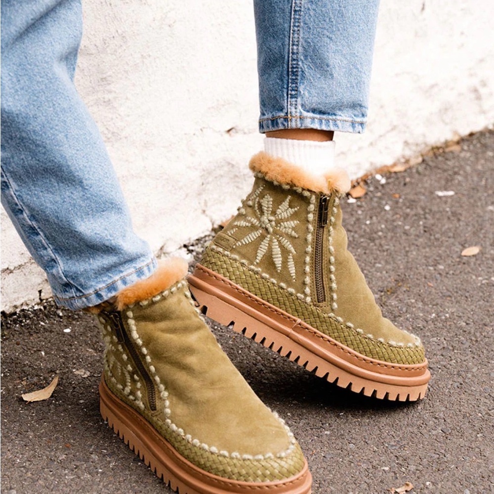 Laidback London Setsu 4.0 Floral Ankle Boot